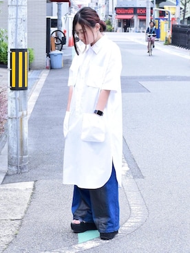 「Edwina Horl（エドウィナホール）のアイテム」を使った、Wallace & Murronさん（レディース・165cm）の夏コーディネート