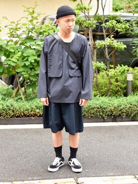 「my beautiful landlet（マイビューティフルランドレット）のアイテム（トップス）」を使った、Wallace & Murronさん（メンズ・170cm）の夏コーディネート