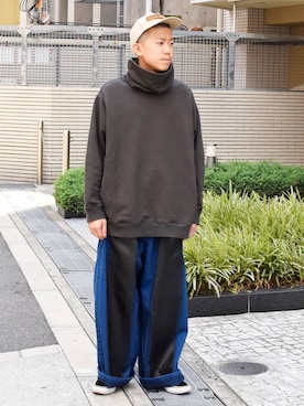 「VOAAOV（ヴォアーブ）のアイテム」を使った、Wallace & Murronさん（メンズ・170cm）の夏コーディネート