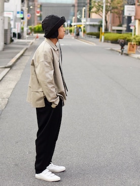 「SHINYAKOZUKA（シンヤコヅカ）のアイテム（その他アウター）」を使った、Wallace & Murronさん（メンズ・170cm）の夏コーディネート