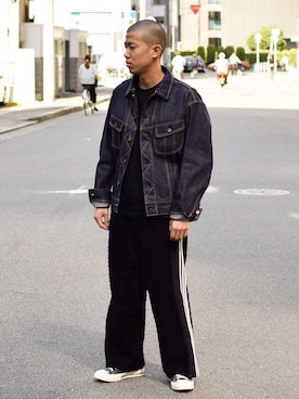 「my beautiful landlet（マイビューティフルランドレット）のアイテム（パンツ）」を使った、Wallace & Murronさん（メンズ・170cm）の秋コーディネート