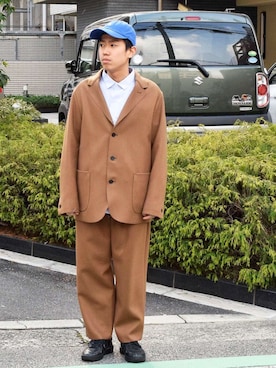 「tim.（ティム）のアイテム（テーラードジャケット）」を使った、Wallace & Murronさん（メンズ・170cm）の冬コーディネート