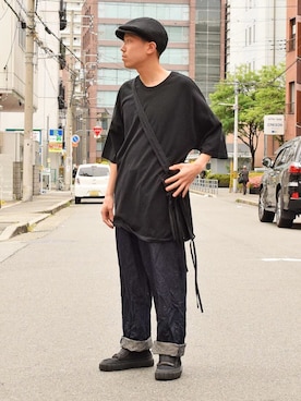 「yoko sakamoto（ヨーコサカモト）のアイテム」を使った、Wallace & Murronさん（メンズ・170cm）の春コーディネート