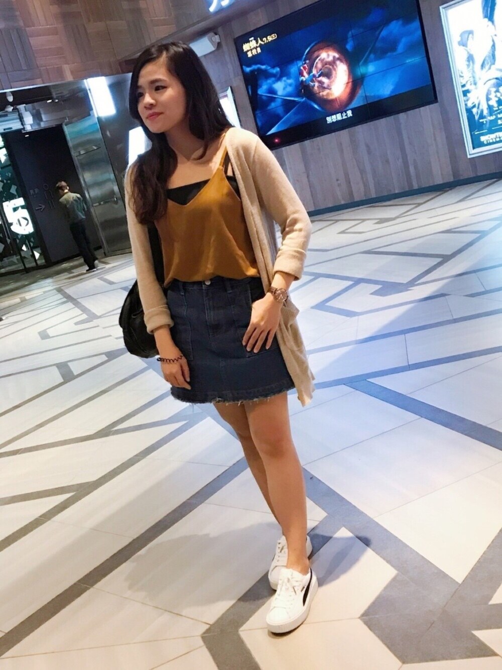 「ootd、DW、pumaxrihanna、PUMA」｜「PUMAのアイテム（シューズ、ホワイト系）」を使った、Ariel.12さん（レディース・160cm）の夏コーディネートの1枚目の写真