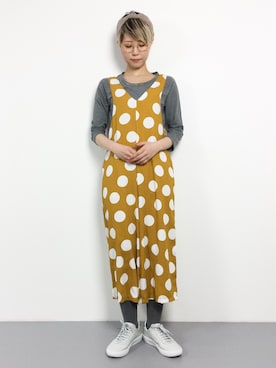 「アイテム（サロペット/オーバーオール、イエロー系）」を使った、monchiさん（レディース・165cm）の春コーディネート