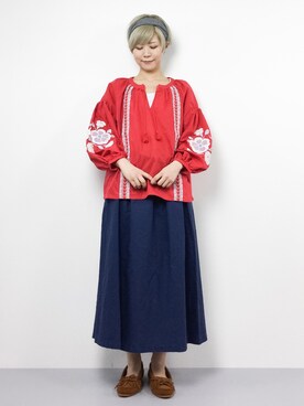 「chambre de charme（シャンブルドゥシャーム）のアイテム（スカート）」を使った、monchiさん（レディース・165cm）の春コーディネート