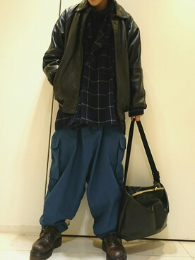 「Edwina Horl（エドウィナホール）のアイテム（その他アウター）」を使った、りゅうじろうさん（メンズ・180cm）の冬コーディネート