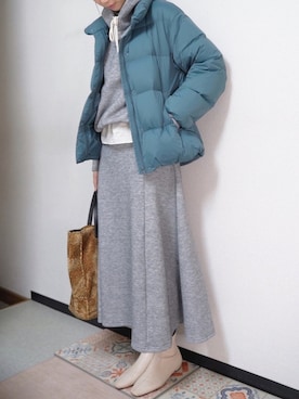 「UNIQLO（ユニクロ）のウルトラライトダウンボリュームジャケット（ダウンジャケット/コート、グリーン系）」を使った、おささん（レディース・172cm）の冬コーディネート