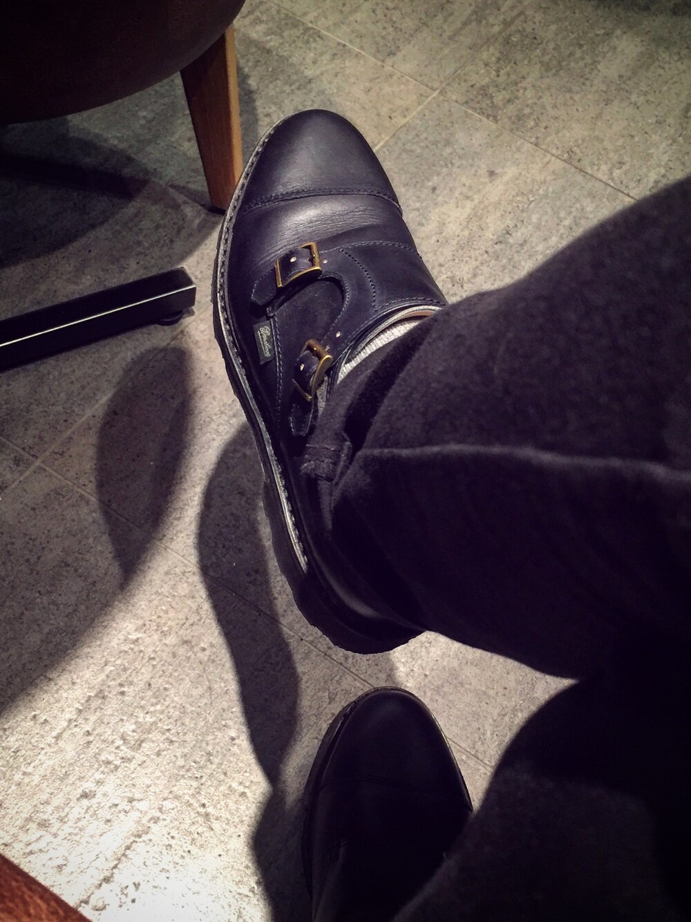 「Paraboot、春、雪の日、札幌」｜「ParabootのParaboot / WILLIAM（ドレスシューズ、ブラック系）」を使った、c4pcsさん（メンズ・180cm）の春コーディネートの1枚目の写真