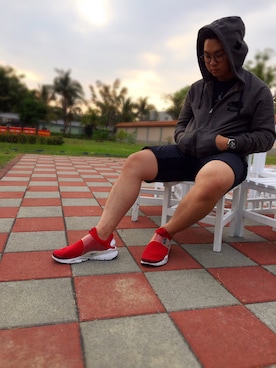 「roots（ルーツ）のアイテム」を使った、蔡祐祐さん（メンズ・170cm）の春コーディネート