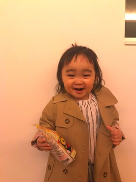 「西松屋」｜「アイテム（トレンチコート）」を使った、utamamaさん（キッズ・80cm）の冬コーディネート