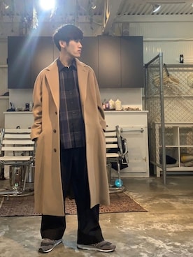 「HERMES」｜「アイテム（チェスターコート）」を使った、KOHEY✂︎さん（メンズ・169cm）の冬コーディネート