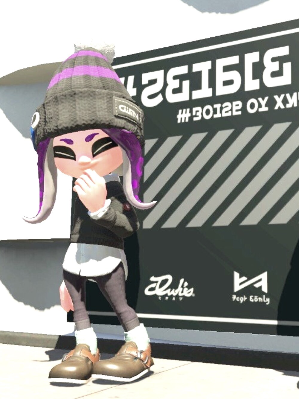 「Splatoon、デュアカス、ジモン、タタキケンサキ、クラーゲス、シンプルコーデ、オトナカジュアル、大人ガーリー、モノトーン」｜「ジモンのアイテム（ニットキャップ/ビーニー、ブラック系）」を使った、だんちょさん（レディース・140cm）の秋コーディネートの1枚目の写真