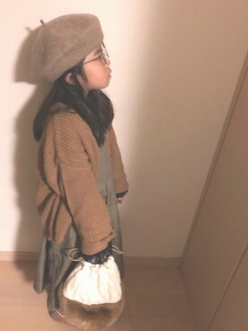 「アイテム（ジャンパースカート、ブラウン系）」を使った、riccopimさん（キッズ・110cm）の秋コーディネート