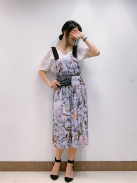 「通勤穿搭」｜「アイテム（ジャンパースカート）」を使った、fiva12さん（レディース・171cm）の秋コーディネート