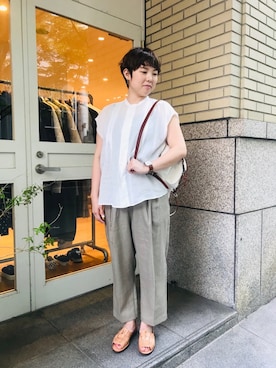 「CHAMULA（チャムラ）のアイテム」を使った、森田 玲加さん（レディース・157cm）の夏コーディネート