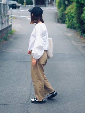 「Teva（テバ）のTeva / プラットフォーム ユニバーサル（サンダル）」を使った、soe213さん（レディース・154cm）の春コーディネート