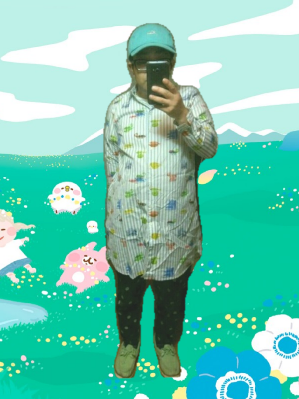 ブルー系のシャツワンピース、ブルー系のその他パンツ、グリーン系のモカシン/デッキシューズを着用したメンズの秋コーディネートの1枚目の写真