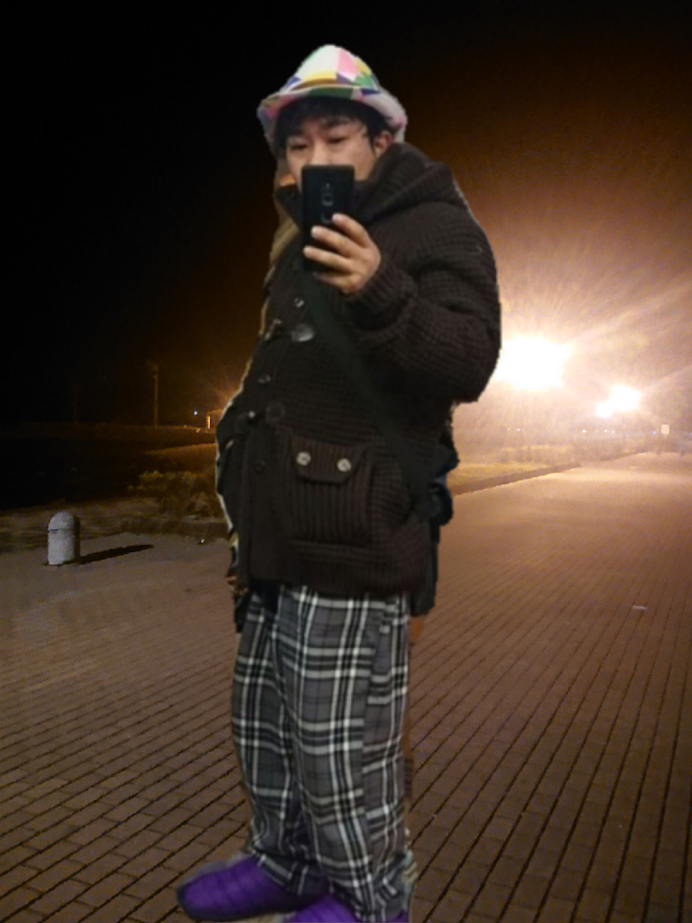 ãã©ãŠã³ç³»ã®ãããã«ã³ãŒããã°ã¬ãŒç³»ã®ã¹ã©ãã¯ã¹ããã«ãŒç³»ã®ã·ã£ã/ãã©ãŠã¹ãççšããã¡ã³ãºã®å¬ã³ãŒãã£ããŒãã®1æç®ã®åç