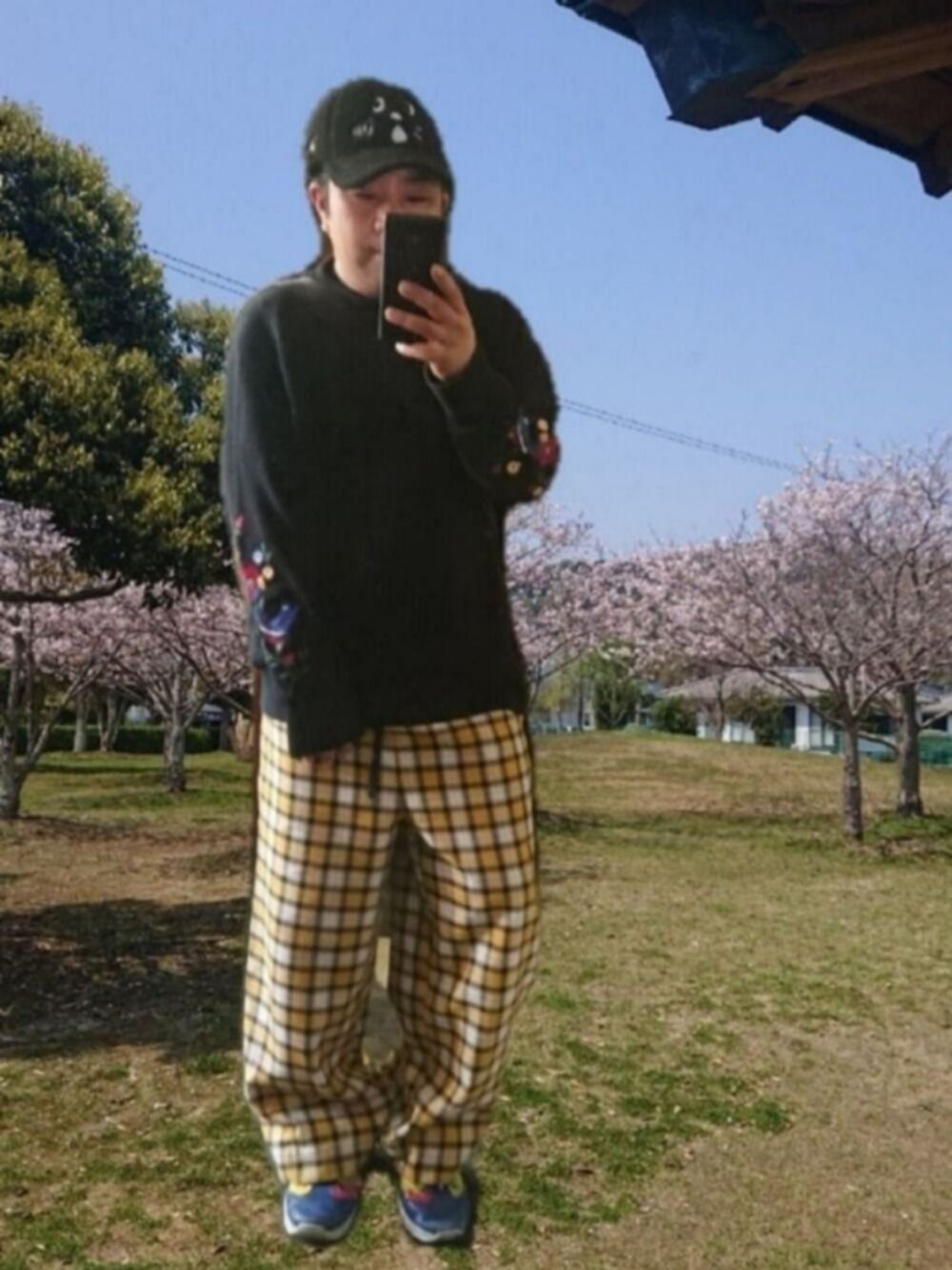 「個性的、低身長、プチプラのさとし、相互フォロー、キャップ、ニット、WEGO、Diesel、DSQUARED2、にゃー」｜「DIESELのアイテム（ショルダーバッグ、グリーン系）」を使った、さとし🐨相互さん（メンズ・159cm）の春コーディネートの1枚目の写真