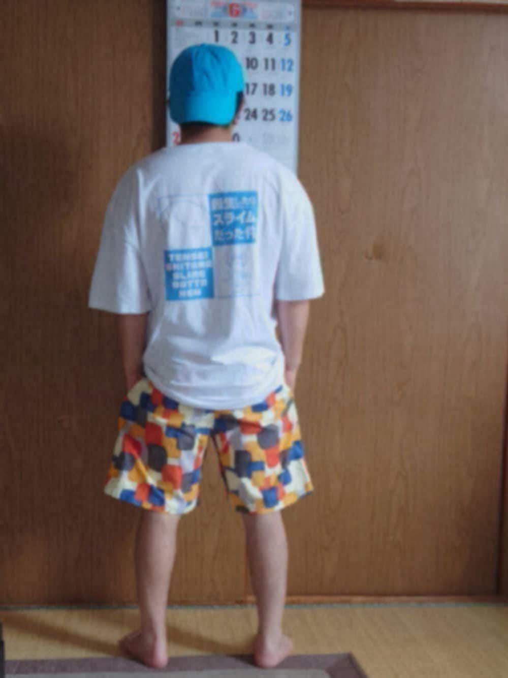 ホワイト系のTシャツ/カットソー、ホワイト系のTシャツ/カットソー、その他のパンツを着用したメンズの夏コーディネートの1枚目の写真