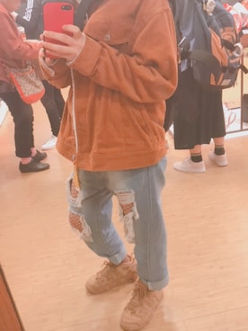 「RAY CASSIN（レイカズン）のアイテム（デニムジャケット）」を使った、ゆいた。さん（レディース・157cm）の冬コーディネート