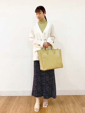 「ノーカラージャケット」｜コトさん（レディース・160cm）の春コーディネート