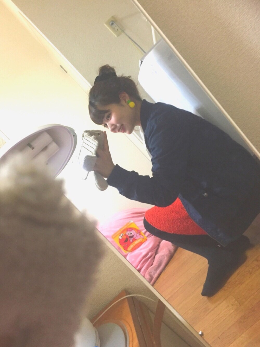 「雨の日コーデ、雨にも負けず」｜「LUCYのアイテム（ジャケット/アウター、ブルー系）」を使った、mikyanさん（レディース・160cm）の冬コーディネートの1枚目の写真
