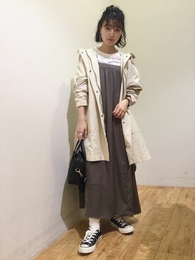 「アイテム（ミリタリージャケット、ホワイト系）」を使った、Takeshimaさん（レディース・154cm）の春コーディネート