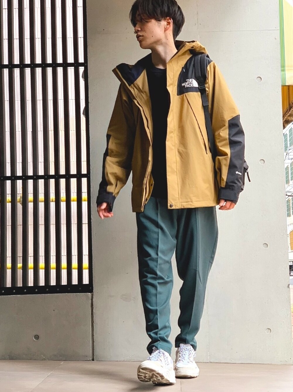「年末WEAR感謝祭、お洒落さんとつながりたい、いいね、save、フォローお願いします🤑、EMMA  CLOTHES、THE NORTH FACE、冬コーデ、カジュアルコーデ、カジュアル、23.65、韓国ファッション」｜「THE NORTH FACEのアイテム（マウンテンパーカー、ベージュ系）」を使った、atomさん（メンズ・175cm）の冬コーディネートの1枚目の写真