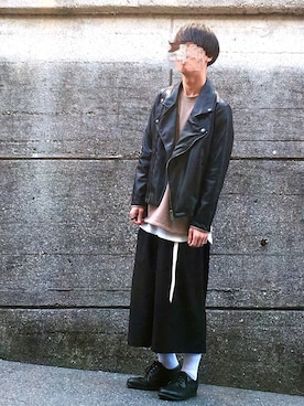 「ガウチョパンツ」｜「アイテム（ライダースジャケット）」を使った、いっくんさん（メンズ・172cm）の春コーディネート