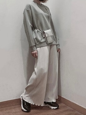 「GLOBAL WORK（グローバルワーク）のAir Cushionクルー/S/924962（スウェット）」を使った、renaさん（レディース・163cm）の冬コーディネート