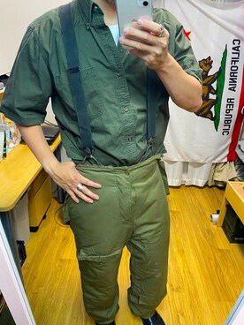 「U.S.ARMYのアイテム（パンツ、グリーン系）」を使った、KATTOパイセンさん（メンズ・182cm）の春コーディネート