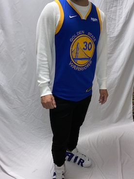 「NIKE（ナイキ）のアイテム（タンクトップ、ブルー系）」を使った、KATTOパイセンさん（メンズ・182cm）の春コーディネート