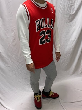 「NIKE（ナイキ）のアイテム（タンクトップ、レッド系）」を使った、KATTOパイセンさん（メンズ・182cm）の春コーディネート