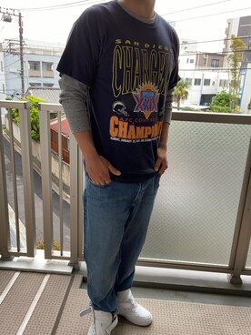「Reebok（リーボック）のアイテム（Tシャツ/カットソー、ブラック系）」を使った、KATTOパイセンさん（メンズ・182cm）の春コーディネート
