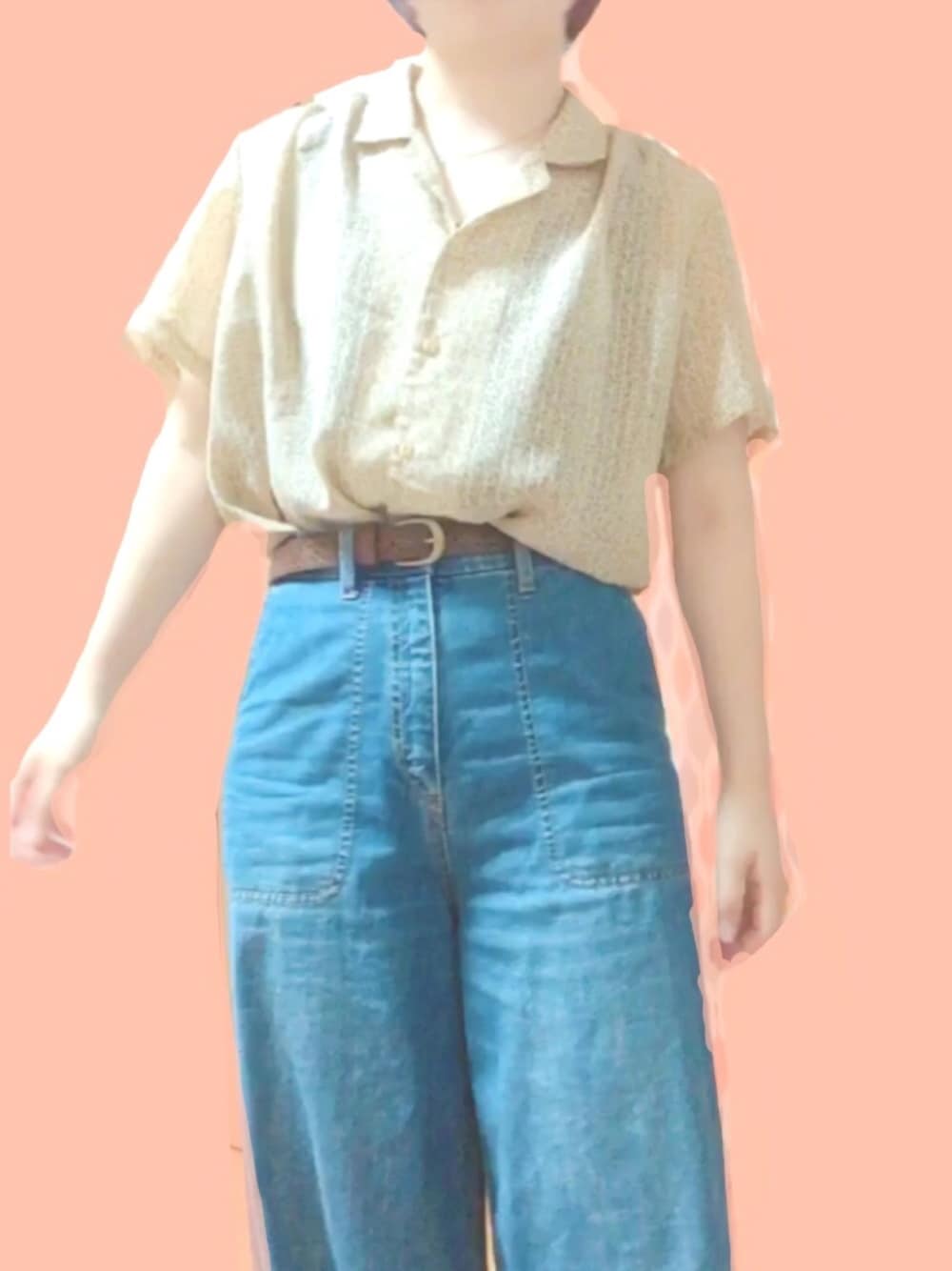 「カジュアル、デニムパンツ、シンプル、プチプラコーデ、ワイドパンツ、大学生、古着、used、夏終わり、登校」｜「usedのアイテム（シャツ/ブラウス、ベージュ系）」を使った、こせさん（レディース・156cm）の秋コーディネートの1枚目の写真