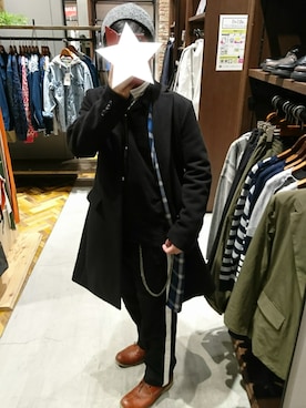 「ニットキャップ」｜「アイテム（チェスターコート）」を使った、hattan Takutoさん（メンズ・173cm）の冬コーディネート
