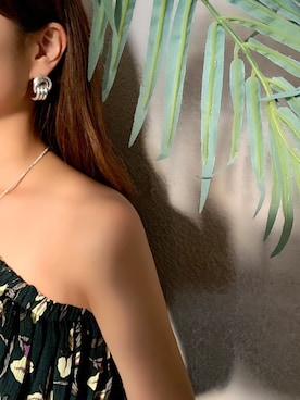 「ワンショルダー」｜「アイテム（アクセサリー）」を使った、AMIさん（レディース・158cm）の春コーディネート