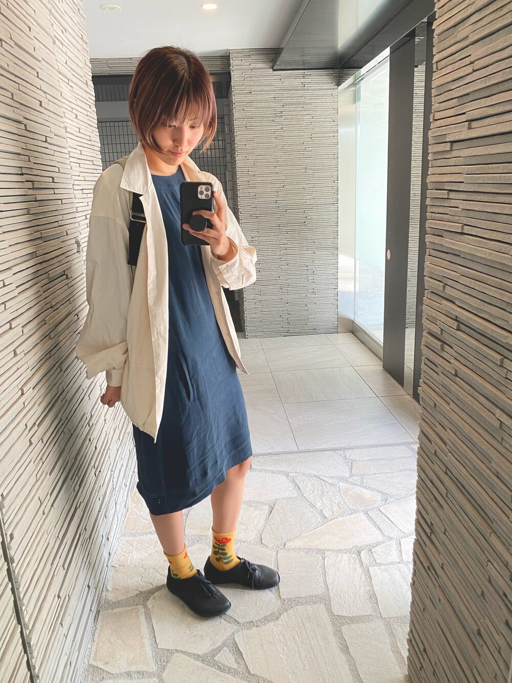 「A.P.C.のアイテム（ワンピース、ブルー系）」を使った、ゆずちんさん（レディース・167cm）の春コーディネートの1枚目の写真