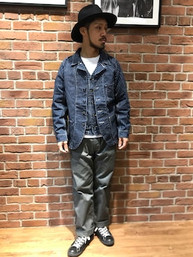 「アイテム（チノパンツ、グレー系）」を使った、matsuokaさん（メンズ・170cm）の秋コーディネート