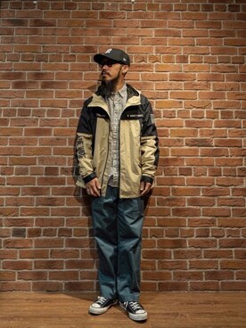 「SCHOTT」｜「アイテム（マウンテンパーカー）」を使った、matsuokaさん（メンズ・170cm）の春コーディネート