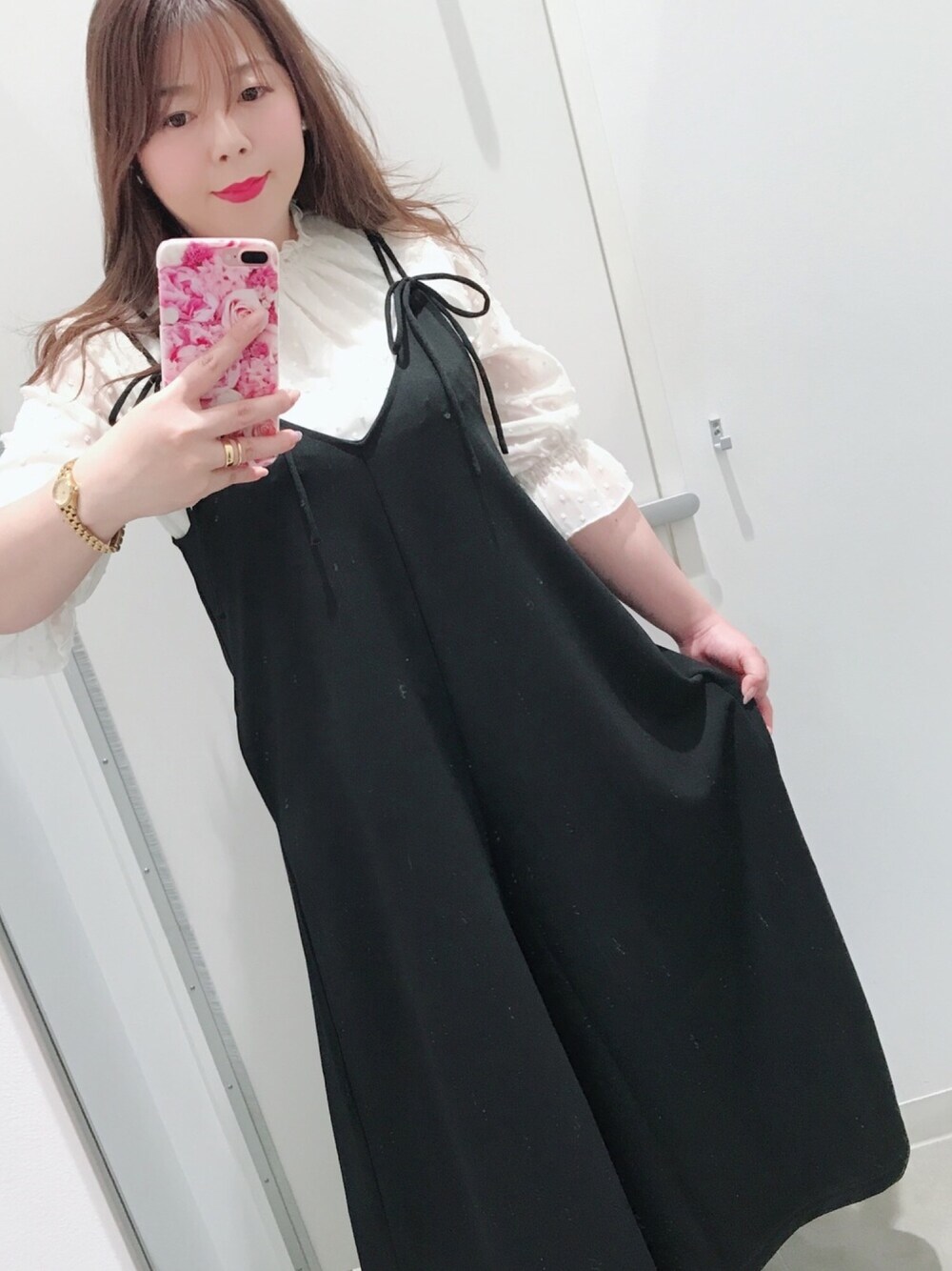 「お洒落さんとつながりたい、プチプラコーデ、大人ガーリー、GU、black、outfit」｜「GUのアイテム（サロペット/オーバーオール、ブラック系）」を使った、Eri さん（レディース・161cm）の夏コーディネートの1枚目の写真