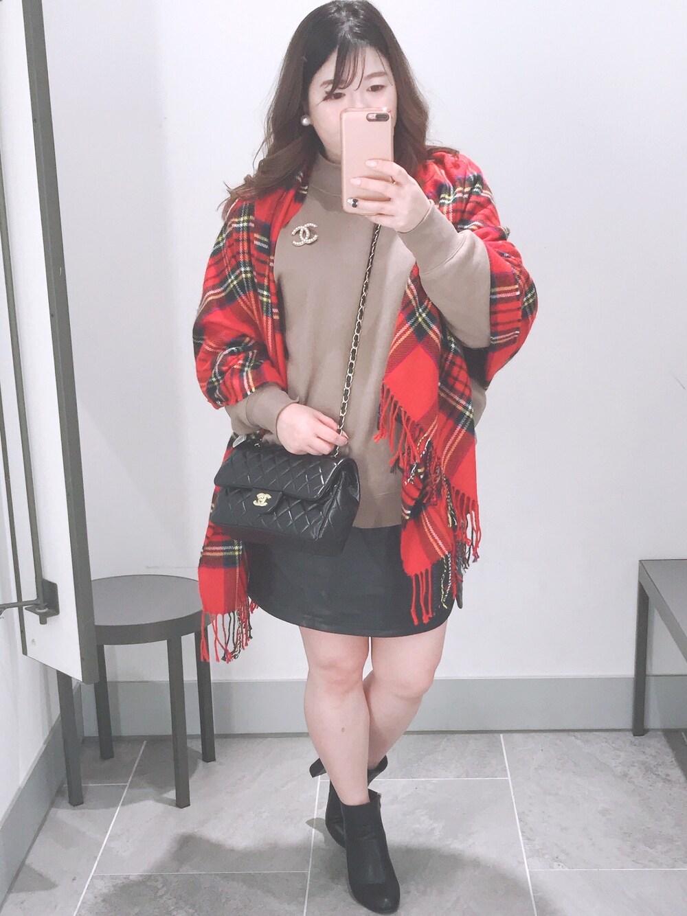 「秋コーデ、ビッグシルエット、プチプラコーデ、オトナ女子、GU、おしゃれさんと繋がりたい、いいね、save、フォローお願いします🤑」｜「GUのアイテム（スウェット、ベージュ系）」を使った、Eri さん（レディース・161cm）の秋コーディネートの1枚目の写真