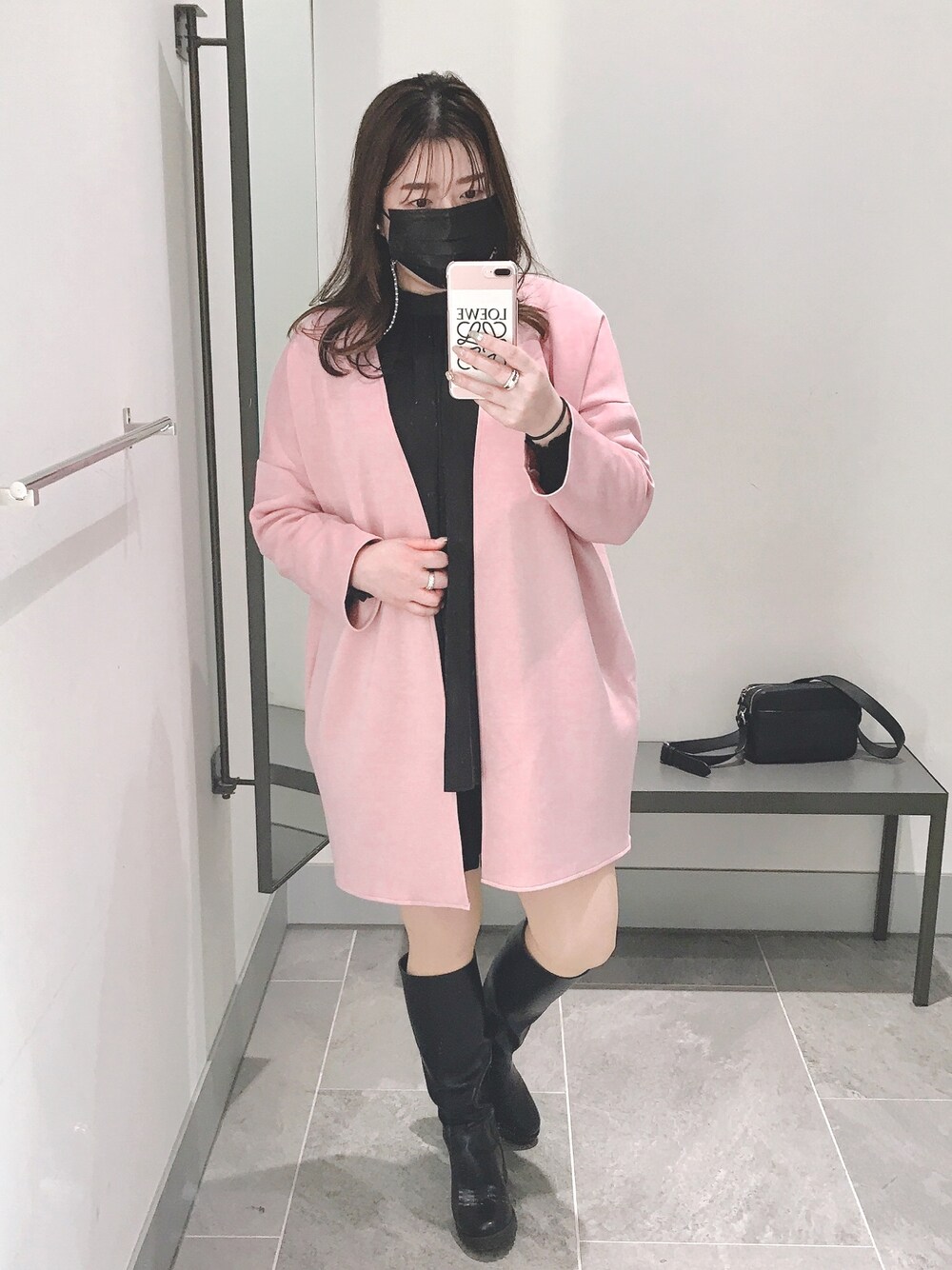 「オトナ女子、春カラースタイル、ブラウス、ショートパンツ、ZARA、コウベレタス(kobelettuce)、coca、いいね、save、フォローお願いします🤑、おしゃれさんと繋がりたい、春アウター」｜「KOBE LETTUCEのアイテム（ノーカラージャケット、ピンク系）」を使った、Eri さん（レディース・161cm）の春コーディネートの1枚目の写真