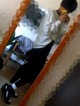 「CONVERSE（コンバース）のアイテム（レッグウェア）」を使った、いろきすさん（メンズ・177cm）の春コーディネート