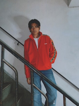 「NERDY（ノルディ）のアイテム（ジャケット/アウター）」を使った、Yatho Wongさん（メンズ・173cm）の秋コーディネート