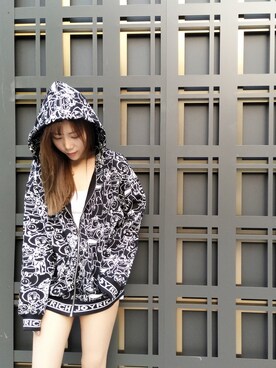 Alisa茜尹さんのコーディネート