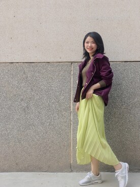 「休闲」｜「アイテム（マウンテンパーカー）」を使った、Yeung Szeさん（レディース・158cm）の秋コーディネート