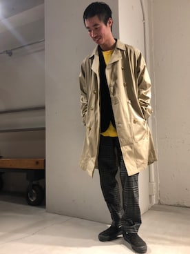 「RAGEBLUE（レイジブルー）のアイテム（トレンチコート）」を使った、八木さん（メンズ・175cm）の冬コーディネート